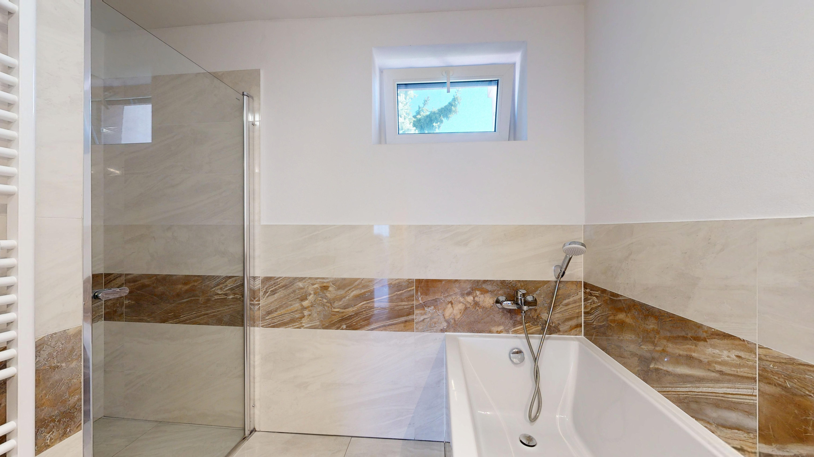 Na predaj priestranný rodinný dom s veľkorysým pozemkom