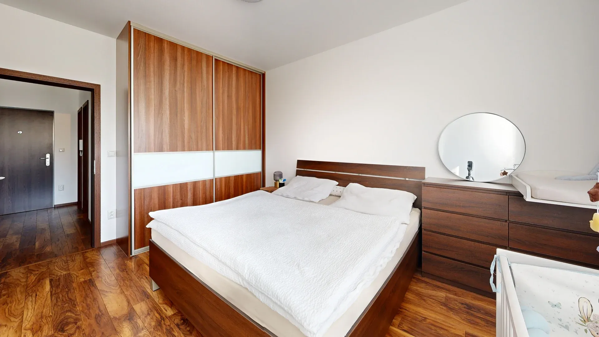 Exkluzívne! Klimatizovaný 2izb. byt na prenájom