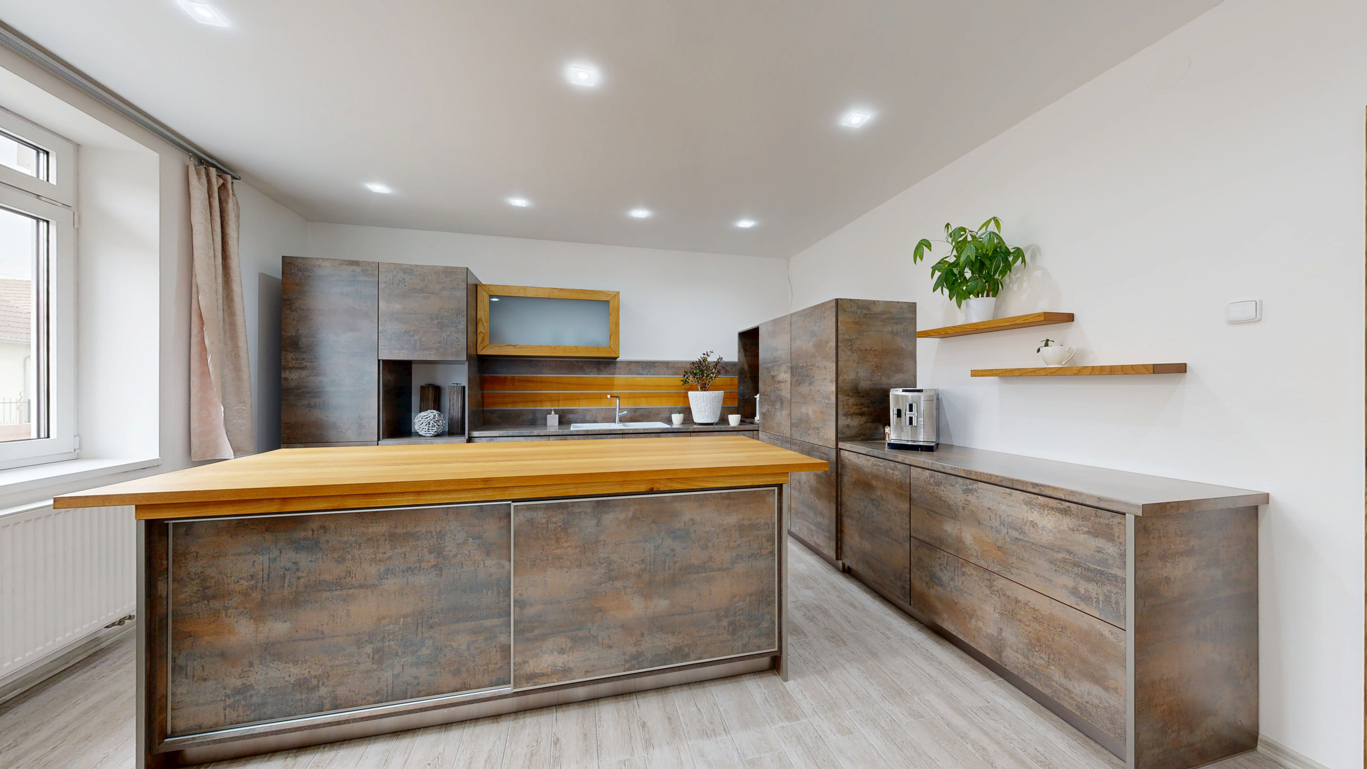 PREDAJ | Veľkorysý rodinný dom v Trnave s 3 bytovými jednotkami – bývanie aj investícia