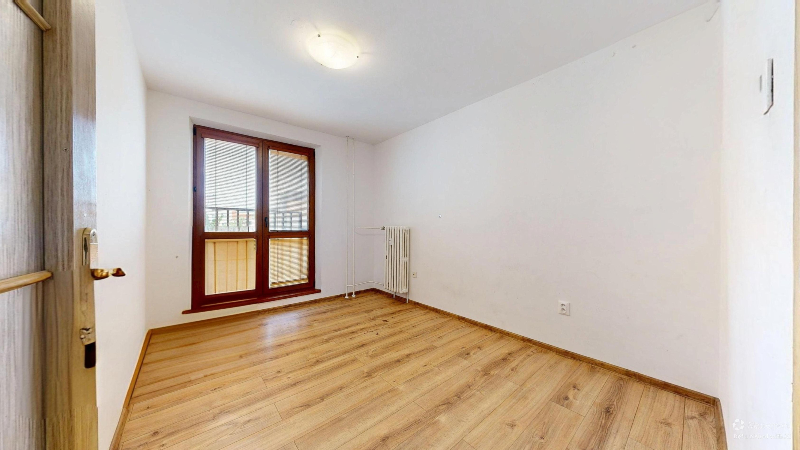 NA PREDAJ 4 IZBOVÝ BYT V CENTRE TRNAVY - ULICA VAJANSKÉHO