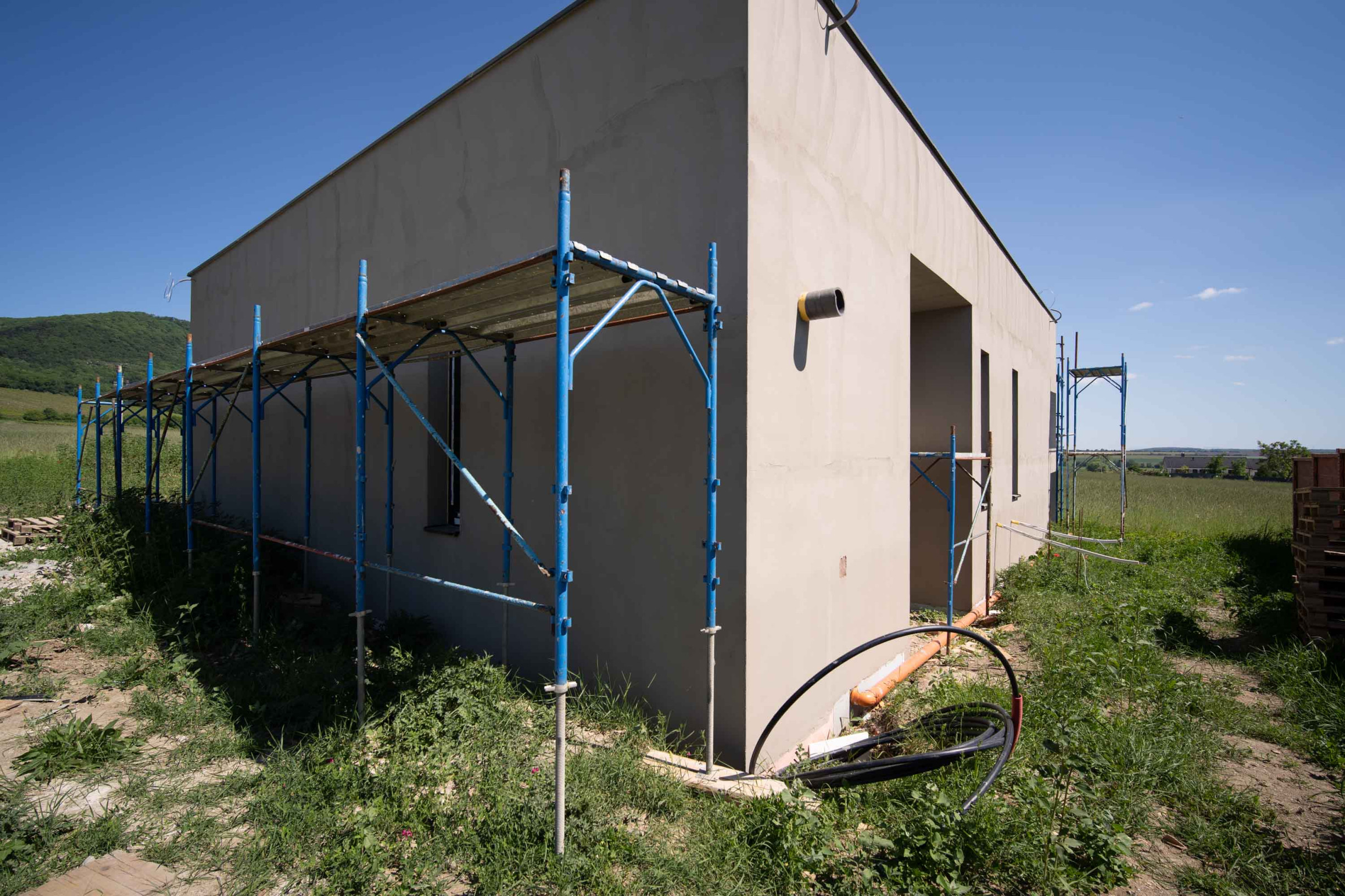 Na predaj:Moderný 4izb bungalov na veľkorysom pozemku v Dolných Orešanoch