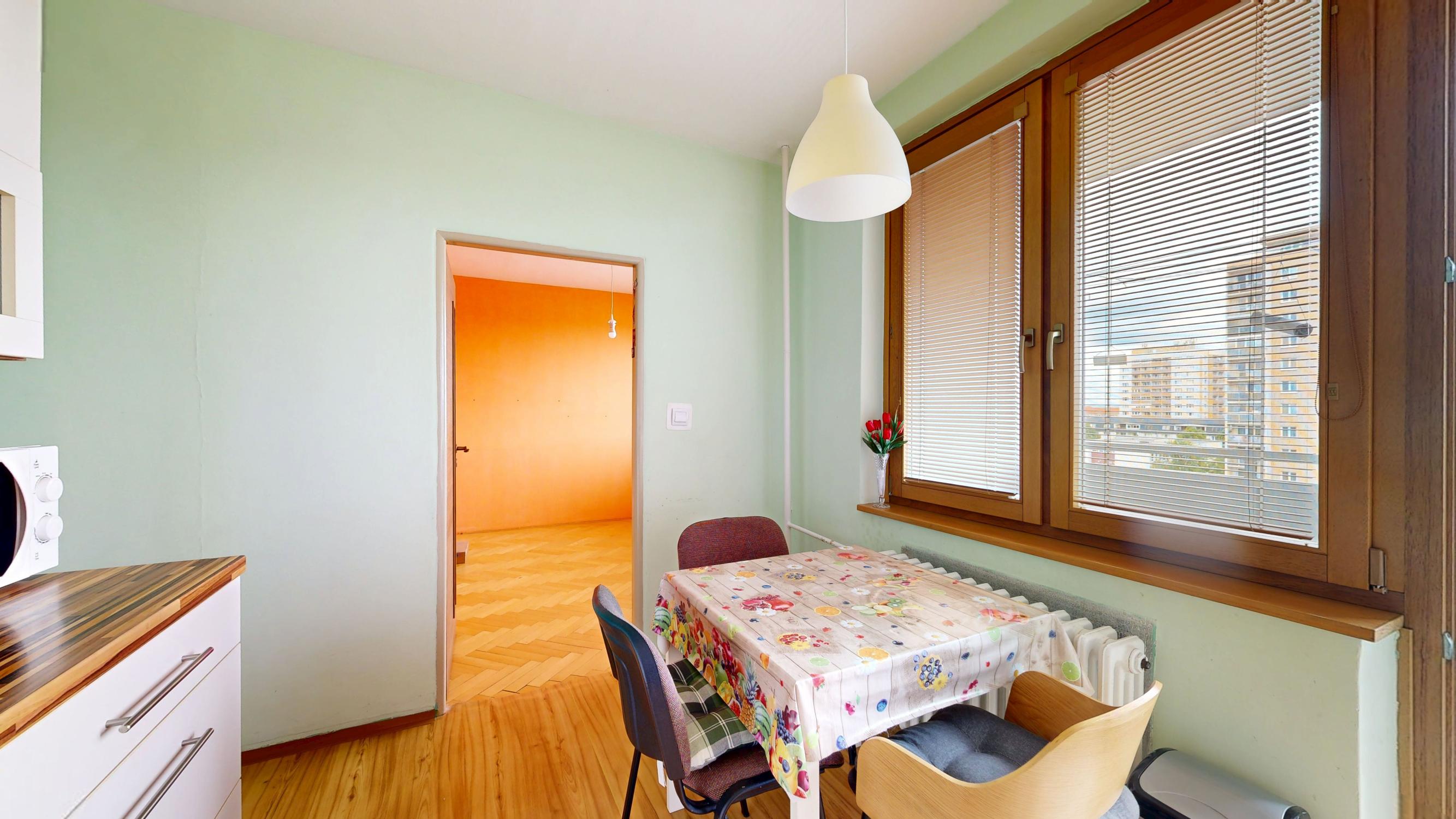 Priestranný 3-izbový byt s dvomi balkónmi | 74,83 m² | Mozartova ul., Trnava