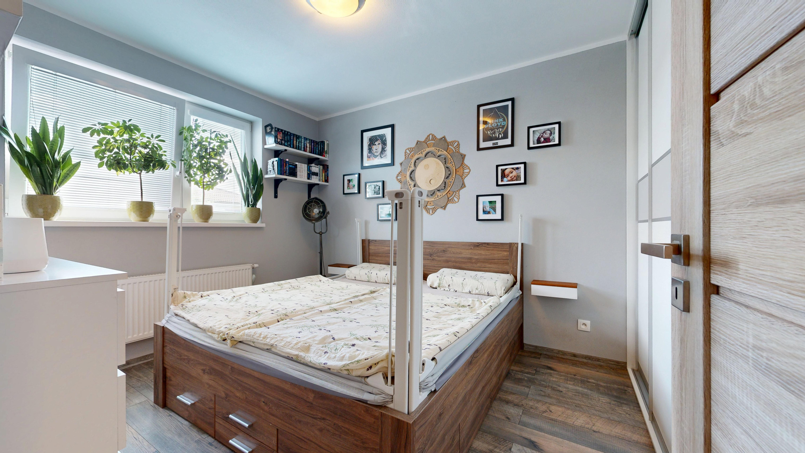 Moderný 2izb byt s veľkou okrasnou záhradou a vlastnou garážou v Bielom Kostole