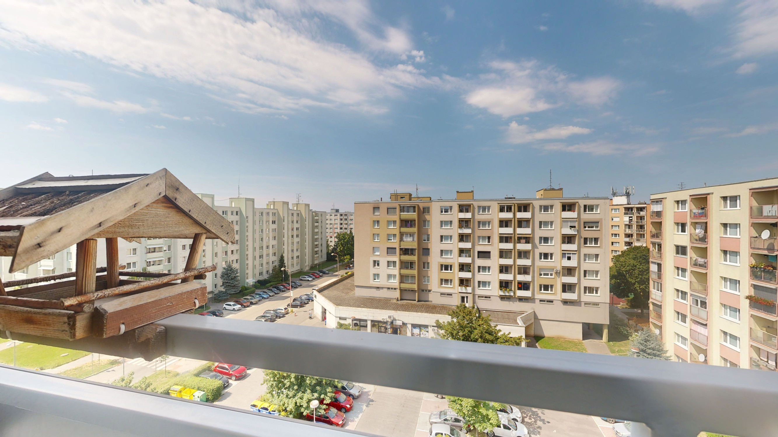 3izb byt s loggiou, klimatizáciou a krásnym výhľadom| Trnava – Na Hlinách