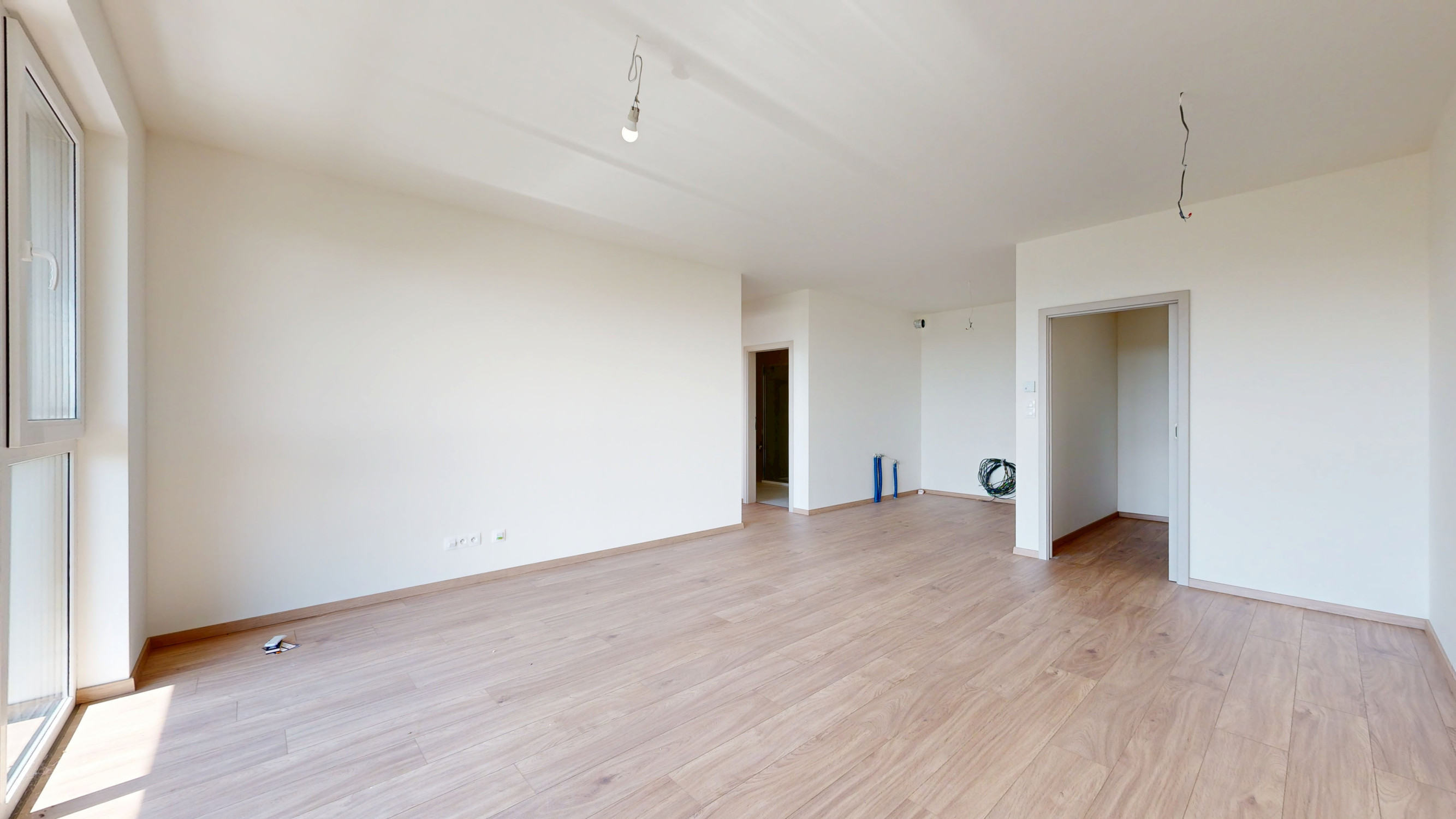 Moderný 2-izbový byt s parkovaním a panoramatickým výhľadom – Púpavy pri Aleji, ul. Gen. Goliana
