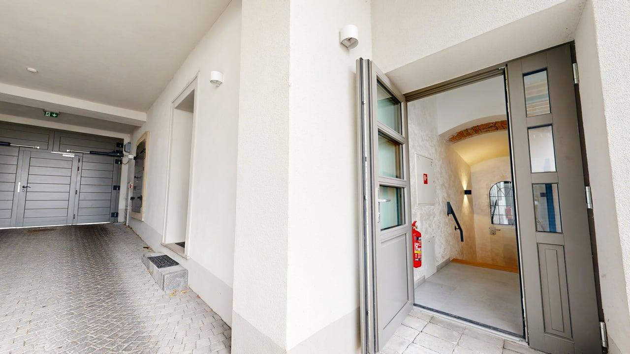Lukratívny, komerčný priestor na prenájom v centre Trnavy