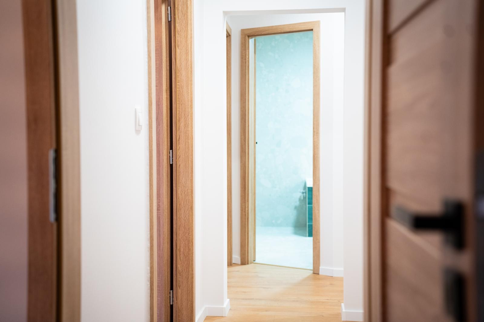 ELEGANTNÝ 4-IZBOVÝ BYT PO KOMPLETNEJ REKONŠTRUKCII na Špačinskej ulici v Trnave