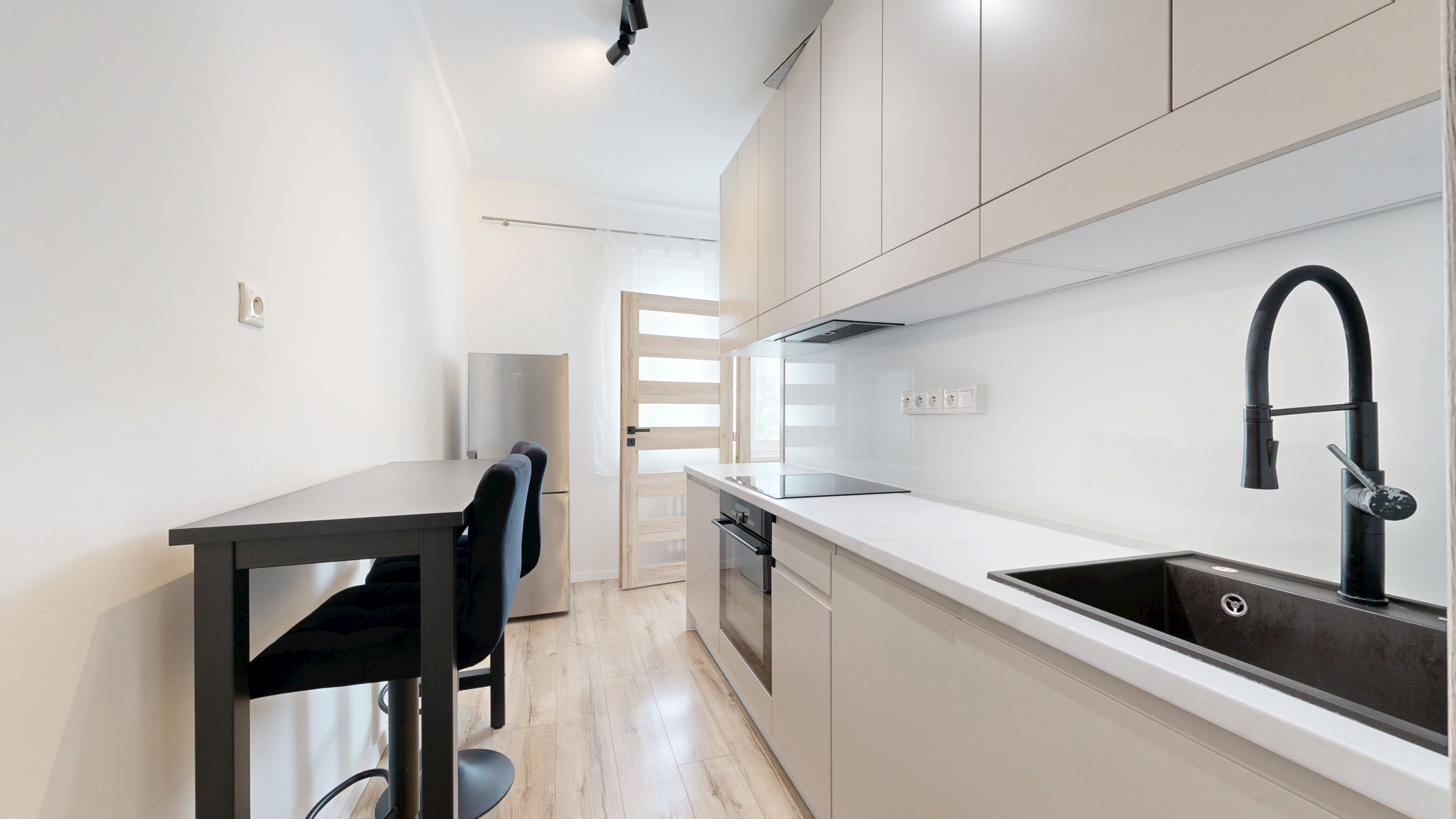 1,5-IZB BYT S BALKÓNOM V OBĽÚBENEJ LOKALITE BRATISLAVA–RUŽINOV | MESAČNÁ ULICA