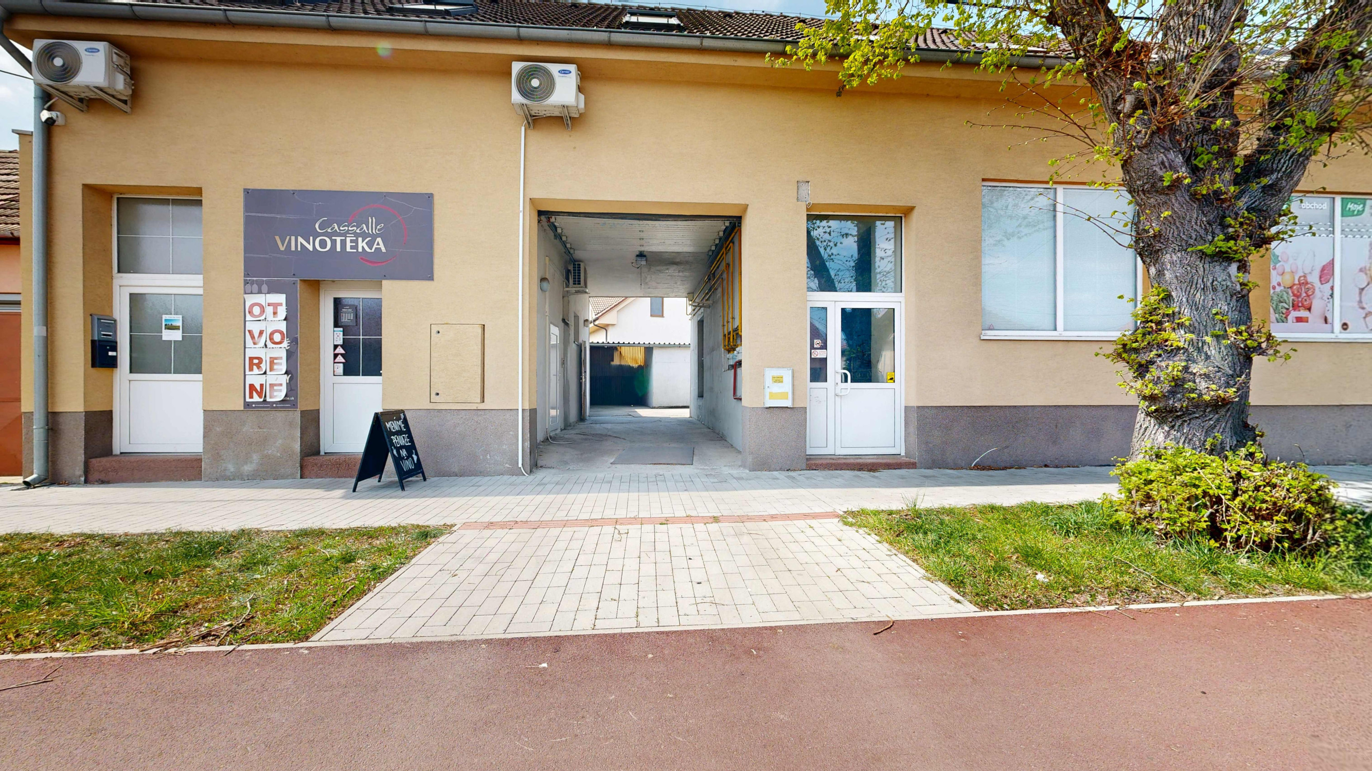 PREDAJ: Obchodný priestor 26 m² – Štefana Moyzesa 11, Trnava