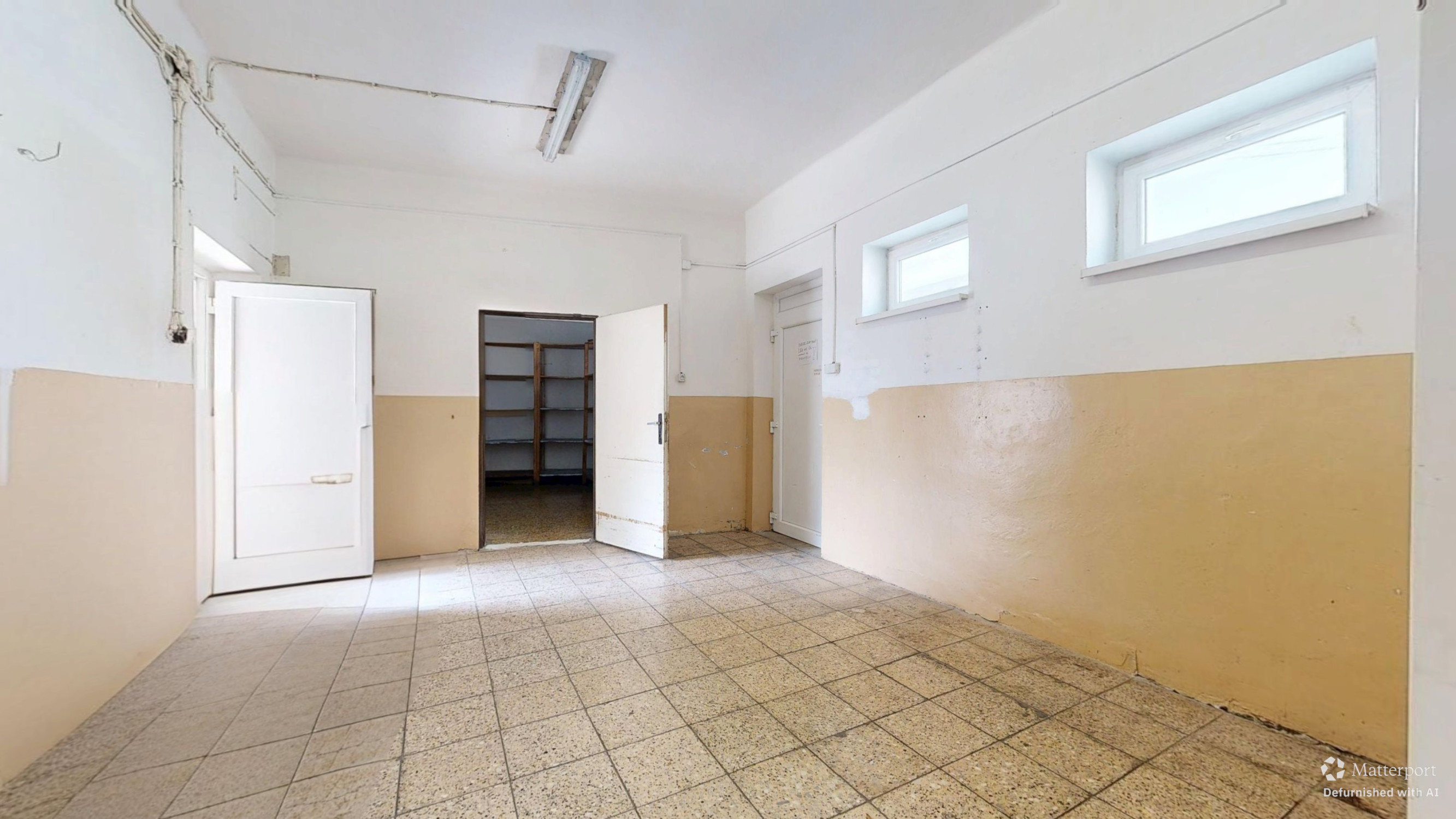 PREDAJ: Obchodný priestor v Trnave, Štefana Moyzesa 11