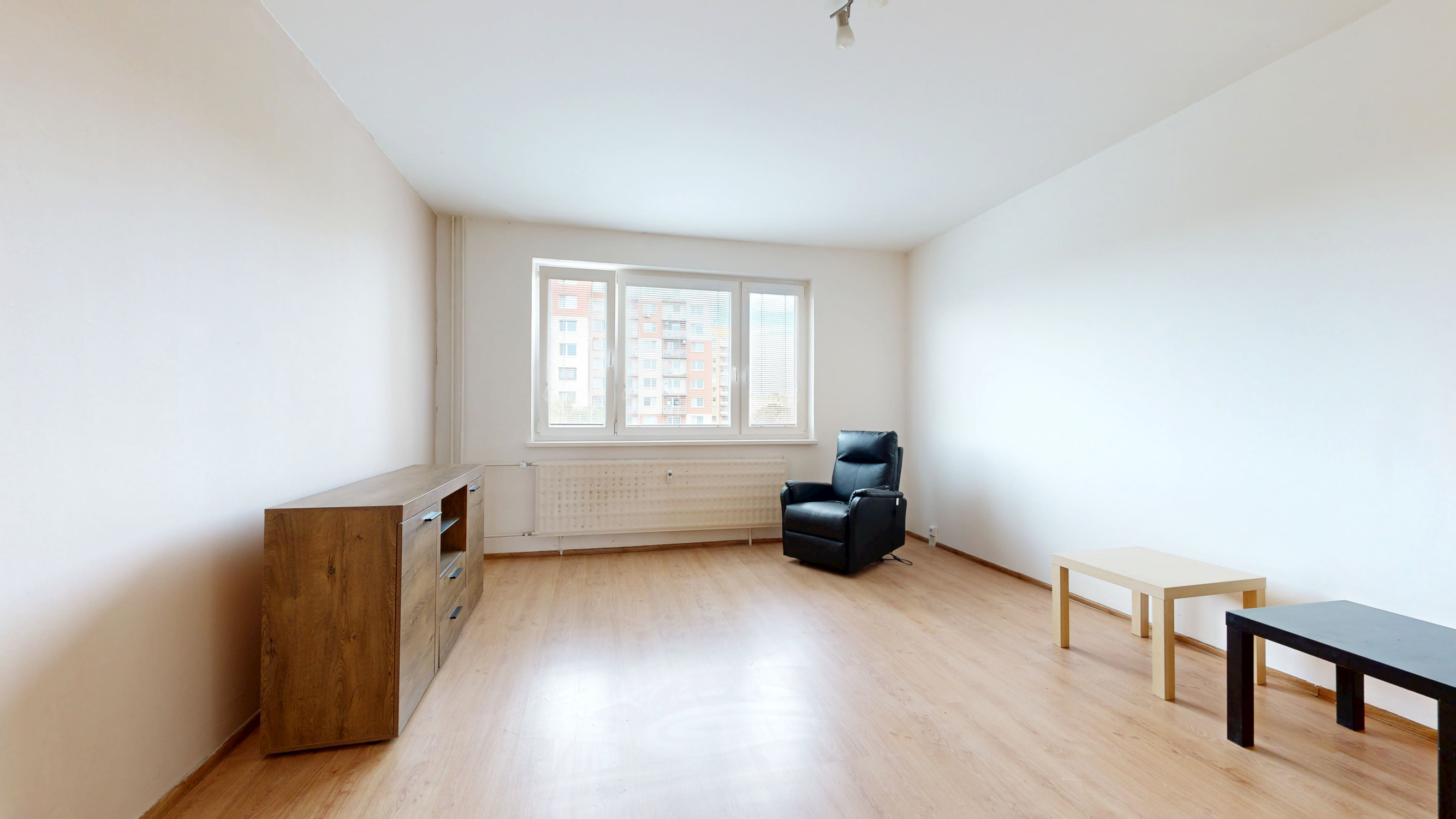 Na predaj 3-izbový byt s balkónom na ulici T. Tekela v Trnave