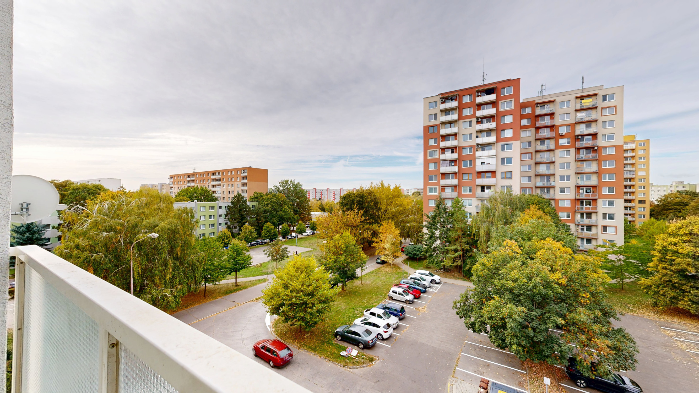 Na predaj 3-izbový byt s balkónom na ulici T. Tekela v Trnave
