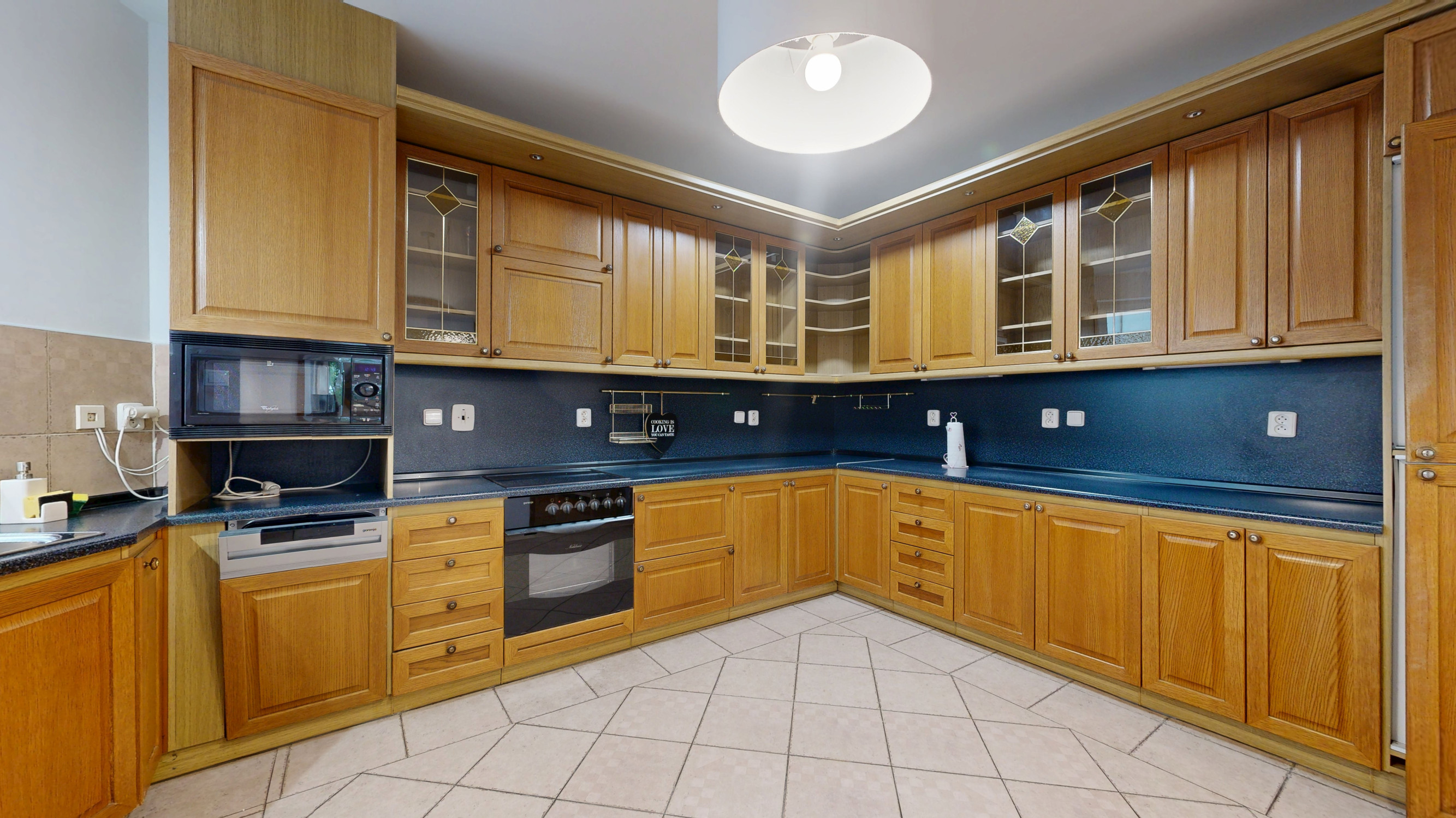 NA PREDAJ PRIESTRANNÝ 4-IZB BYT V CENTRE MESTA – FRANTIŠKÁNSKA UL.