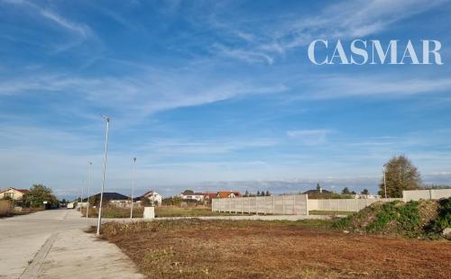 Na predaj pozemok Veľký Grob