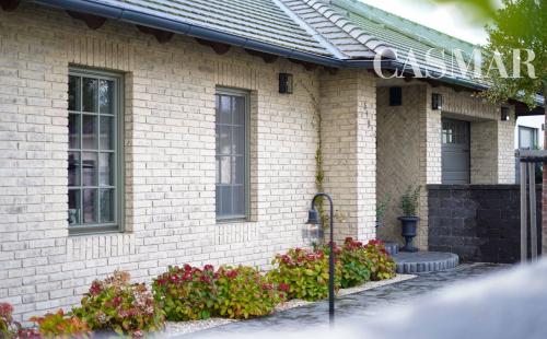 REZERVOVANE! Exkluzívna novostavba rodinného domu v novovybudovanej lokalite!! Voderady!!