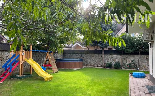 Na predaj 6izb.rod.dom  s garážou vo vyhľadávanej časti Modranky na Lúčnej ulici.