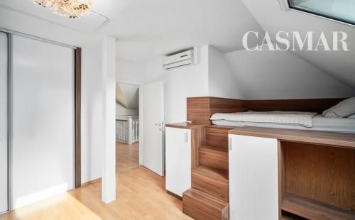 Na predaj 6izb.rod.dom  s garážou vo vyhľadávanej časti Modranky na Lúčnej ulici.