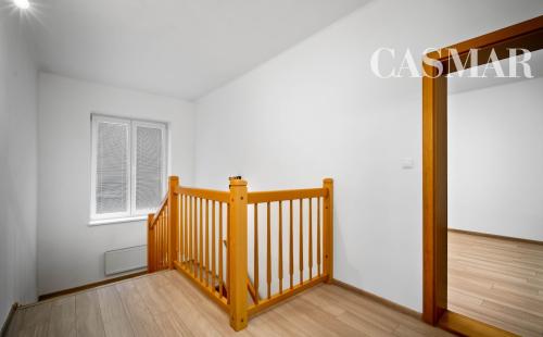 Rezervovaný!! Ponúkame na predaj 2 samostatne stojace domy na jednom pozemku v blízkosti centra mesta Senec!!