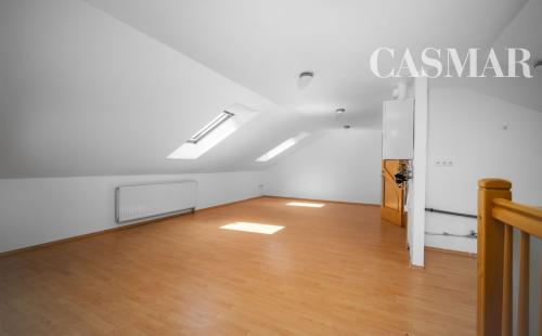 Rezervovaný!! Ponúkame na predaj 2 samostatne stojace domy na jednom pozemku v blízkosti centra mesta Senec!!