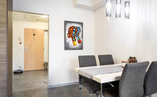 Prenájom. Krásny, zariadený 2 izb.b s garáž.státim.