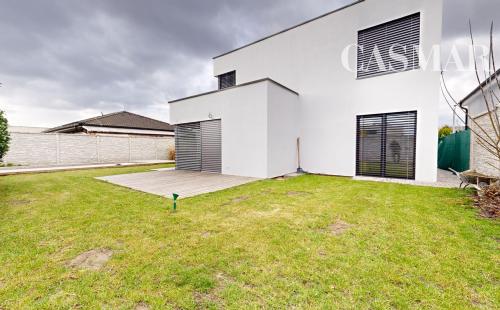 Exkluzívne len u nás 5izb. RD s dvoj-garážou a bazénom