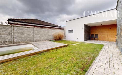 Exkluzívne len u nás 5izb. RD s dvoj-garážou a bazénom