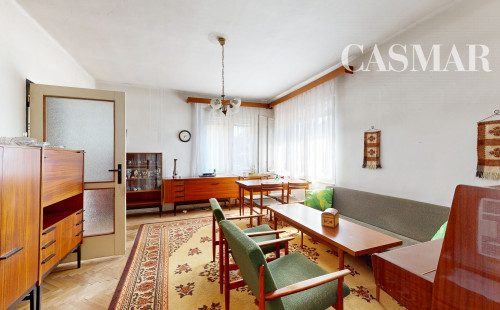 3D PREHLIADKA + VIDEO / Starší RD s perfektnou polohou pri Slnečných jazerách a veľkým potenciálom