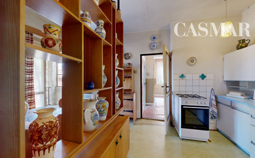 3D PREHLIADKA + VIDEO / Starší RD s perfektnou polohou pri Slnečných jazerách a veľkým potenciálom