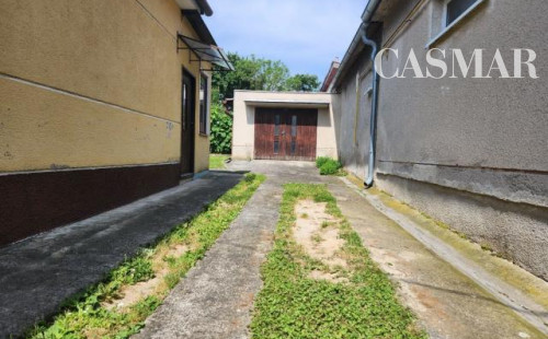 Voľný!! Starší rodinný dom v obci Horné Dubové!! Vhodný aj ako stavebný pozemok!!