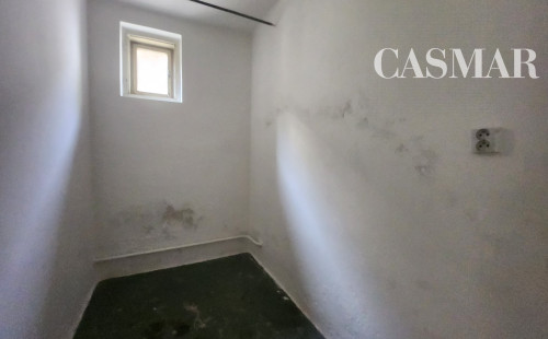 Voľný!! Starší rodinný dom v obci Horné Dubové!! Vhodný aj ako stavebný pozemok!!