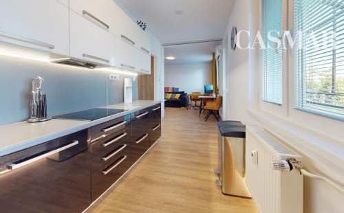 REZERVOIVANÉ! Veľký, kompletne  prerobený 2izb.byt s loggiou!! Družba!!