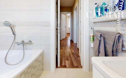 Veľmi pekný 3-izbový byt na sídlisku Družba v Trnave!! Kompletná rekonštrukcia!!