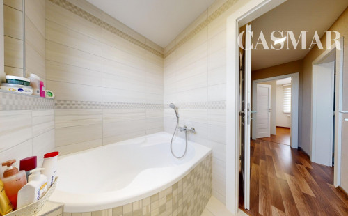 Veľmi pekný 3-izbový byt na sídlisku Družba v Trnave!! Kompletná rekonštrukcia!!