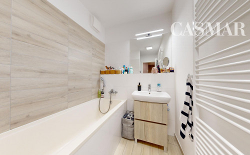 NA PREDAJ. Pekný 2izb.byt s predzáhradkou v obľúbenom projekte Arboria Park.