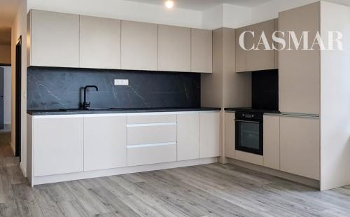 REZERVOVANÝ!!!Pekný 3izbový byt s kuchyňou a  garážovým státím v projekte Prúdy!!!