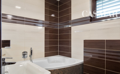 Pekná novostavba RD v krásnom prostredí obce Smolenice!!