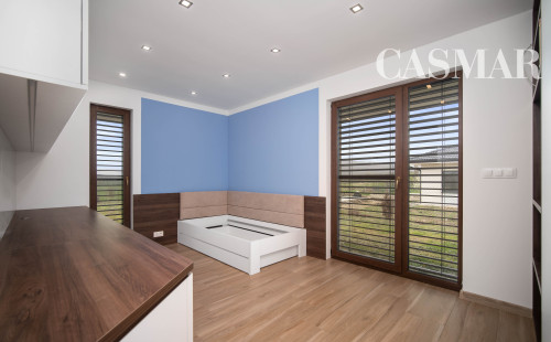 Pekná novostavba RD v krásnom prostredí obce Smolenice!!