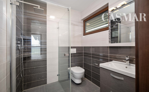 Pekná novostavba RD v krásnom prostredí obce Smolenice!!