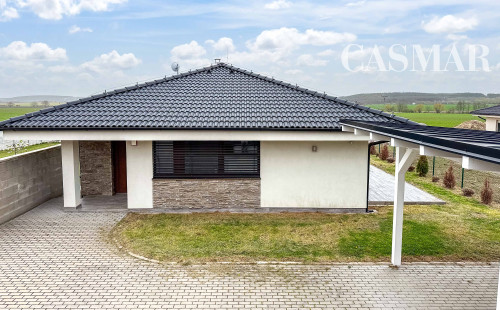 Pekná novostavba RD v krásnom prostredí obce Smolenice!!