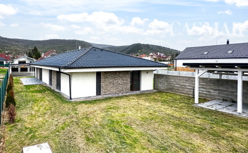 Pekná novostavba RD v krásnom prostredí obce Smolenice!!