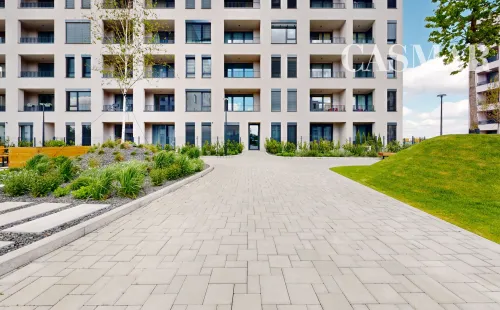 2-izb.byt s loggiou v aktuálne SKOLAUDOVANOM PROJEKTE PRÚDY