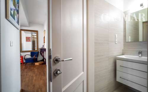 Ponúkame na predaj pekný 3-izbový byt v centre mesta Pezinok.