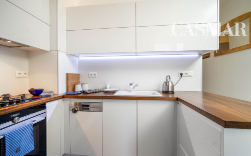 Ponúkame na predaj pekný 3-izbový byt v centre mesta Pezinok.