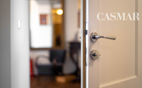 Ponúkame na predaj pekný 3-izbový byt v centre mesta Pezinok.