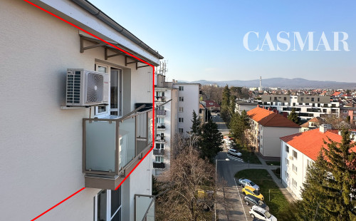 Ponúkame na predaj pekný 3-izbový byt v centre mesta Pezinok.