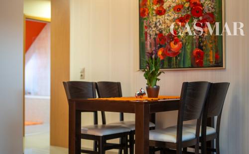 Ponúkame na predaj pekný 3-izbový mezonet na ulici Ľ. Podjavorinskej  v blízkosti centra mesta Trnava!