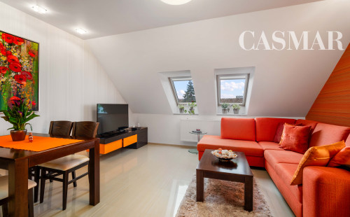 Ponúkame na predaj pekný 3-izbový mezonet na ulici Ľ. Podjavorinskej  v blízkosti centra mesta Trnava!