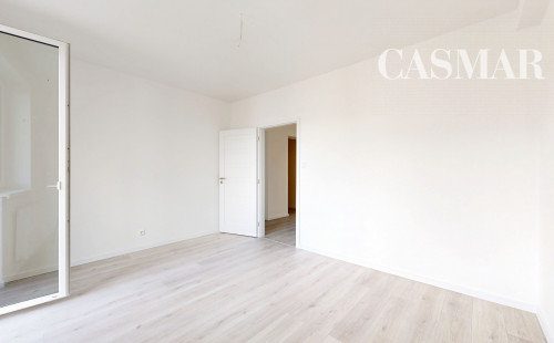 Priestranný 3-izbový byt v projekte Polianky B136