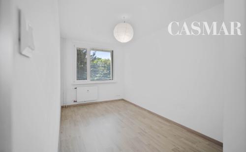 🏡 Rezrrvovane-4-izbový byt po rekonštrukcii na Brodskej ulici | Karlova Ves |