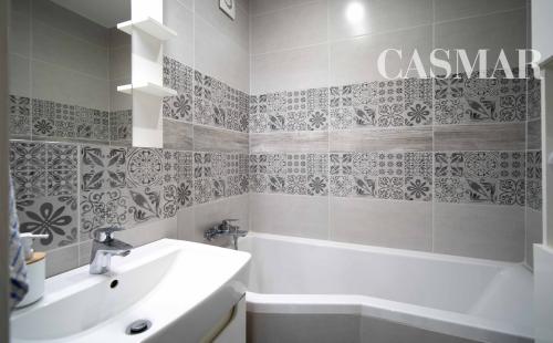 🏡 Rezrrvovane-4-izbový byt po rekonštrukcii na Brodskej ulici | Karlova Ves |